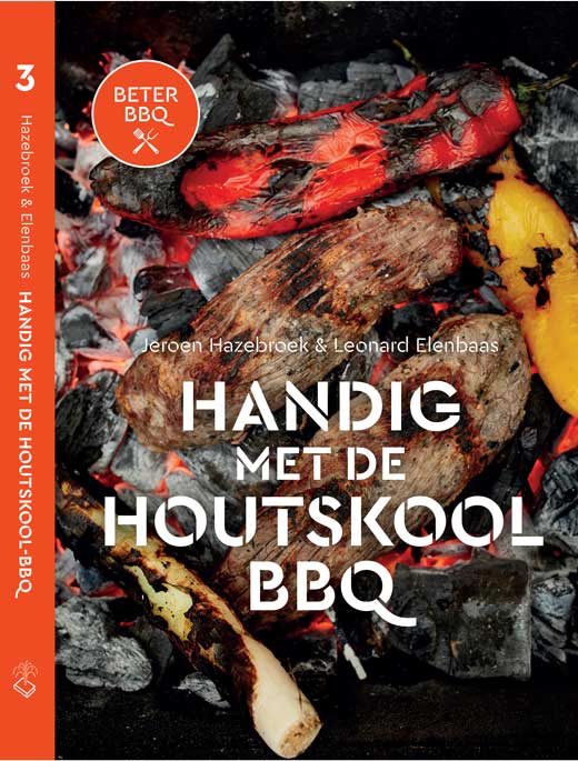 Handig met de houtskool-bbq